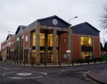 picture of the court or tribunal building