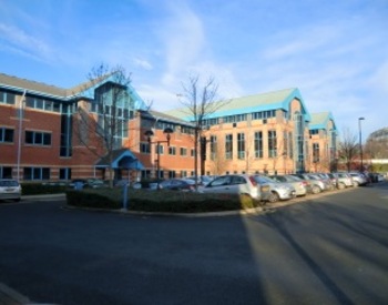 picture of the court or tribunal building