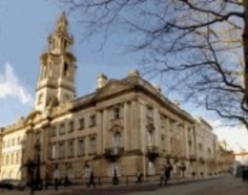 picture of the court or tribunal building