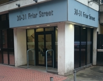 picture of the court or tribunal building