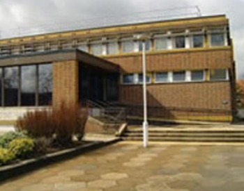 picture of the court or tribunal building