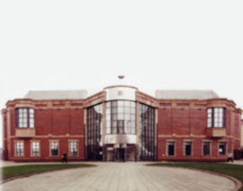 picture of the court or tribunal building